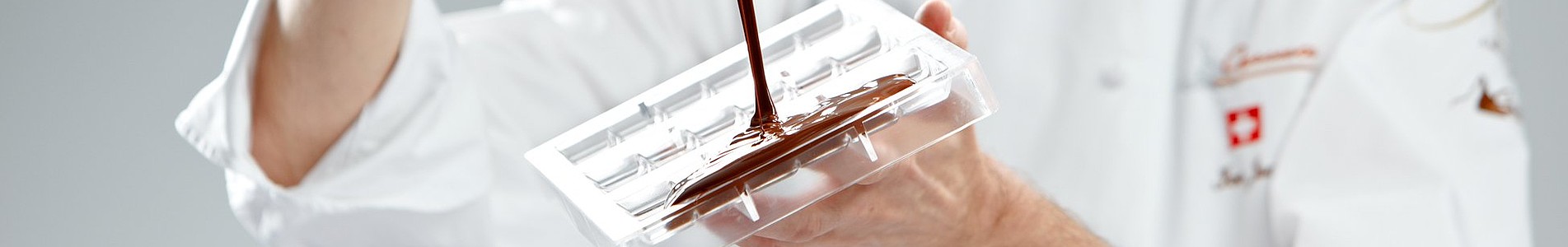Confiserie bachmann bahnhof luzern is rated accordingly in the following categories by tripadvisor travelers Thomas Bachmann Luzern : Kontakt Confiserie Bachmann Luzern - Confiserie Bachmann ...