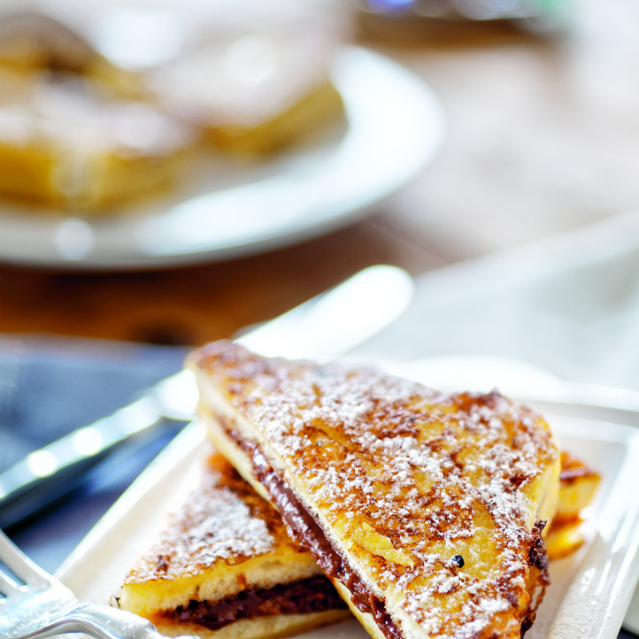 Toast mit Schokoladefüllung