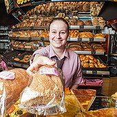 Tanja Amberg, Detailhandels-Assistentin EBA
