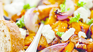 Pumpkin with onions and feta