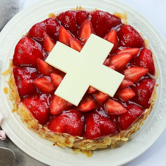 Strawberry Biscuit 6 persons