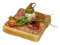 Canapé Salami