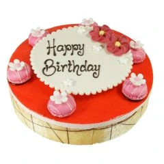Strawberry Yoghurt Cake 10 pers. with Text Decor