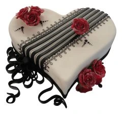 Heart Cake Red Roses
