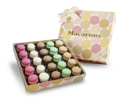 Macaron Box your personal selection